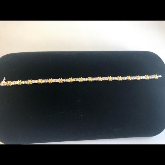 32 Stone Bracelet - Picture 11 of 16